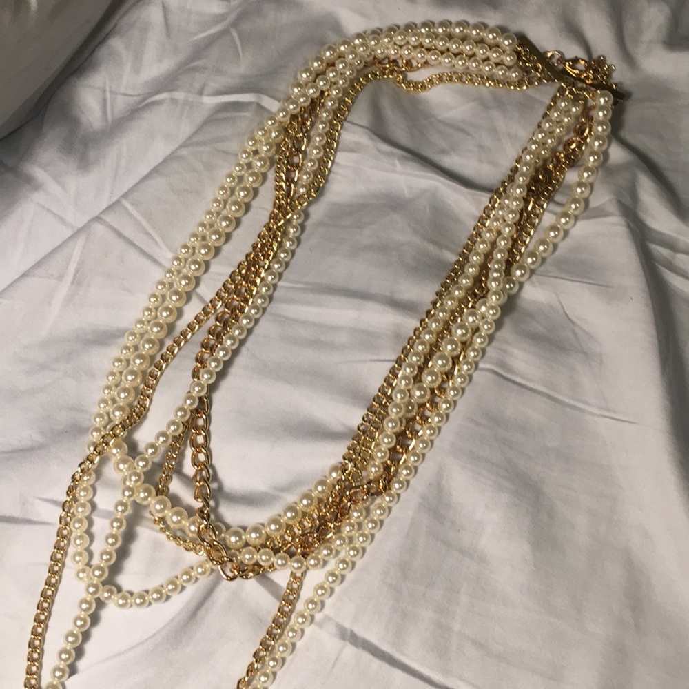 Showstopping Pearl and Chain Necklace Chanel Style